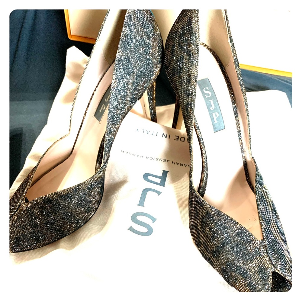 Sarah Jessica Parker (sjp) peep toe heels